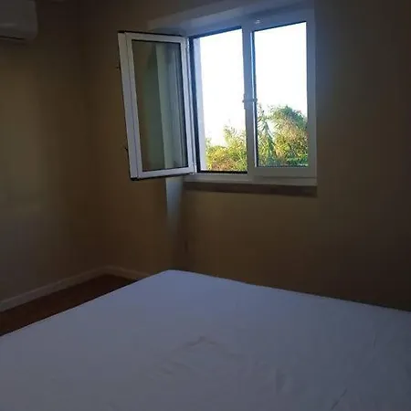 Kwatera prywatna Breezy Haven 2bedroom Oasis *