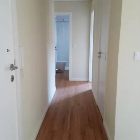 Kwatera prywatna Breezy Haven 2bedroom Oasis Lizbona