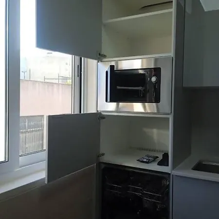 Breezy Haven 2bedroom Oasis Alloggio in famiglia